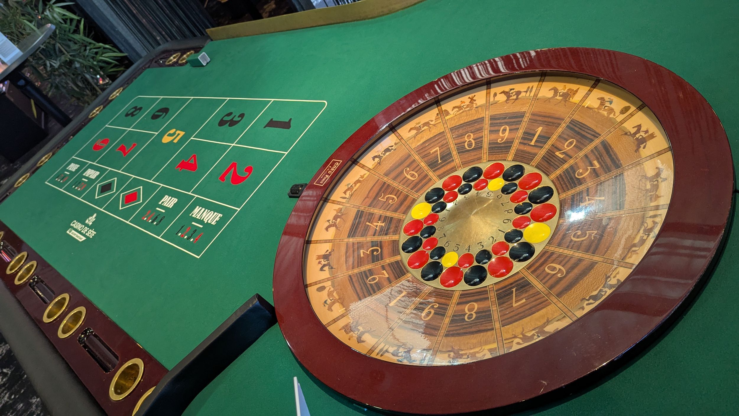 CASINO GROUPE TRANCHANT SETE  (4)