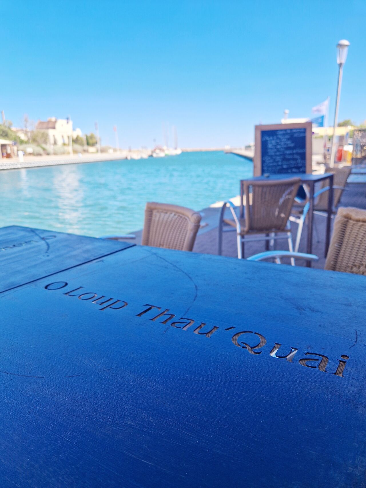O Loup Thau Quai 9