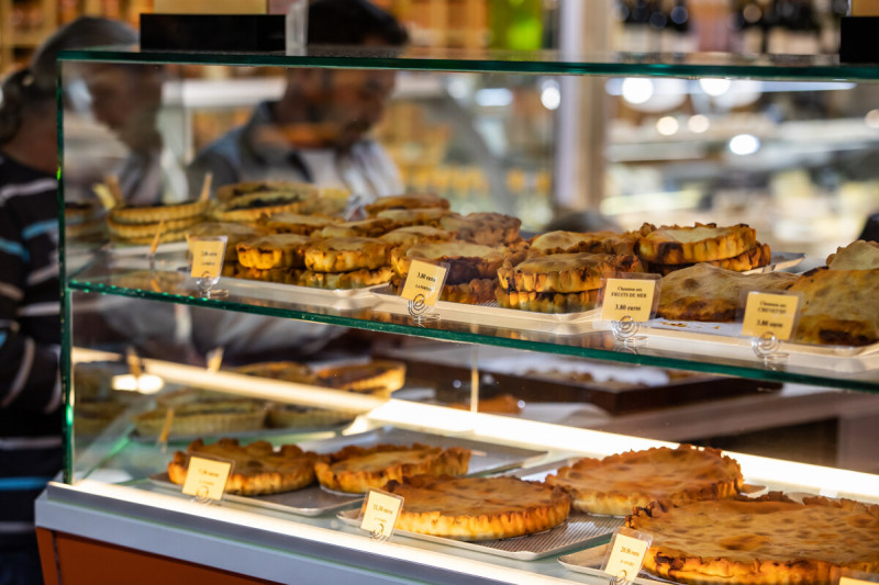 JEUNE_FEMME_AUX_HALLES-O_OCTOBRE_OT-THAU-29967-1200px