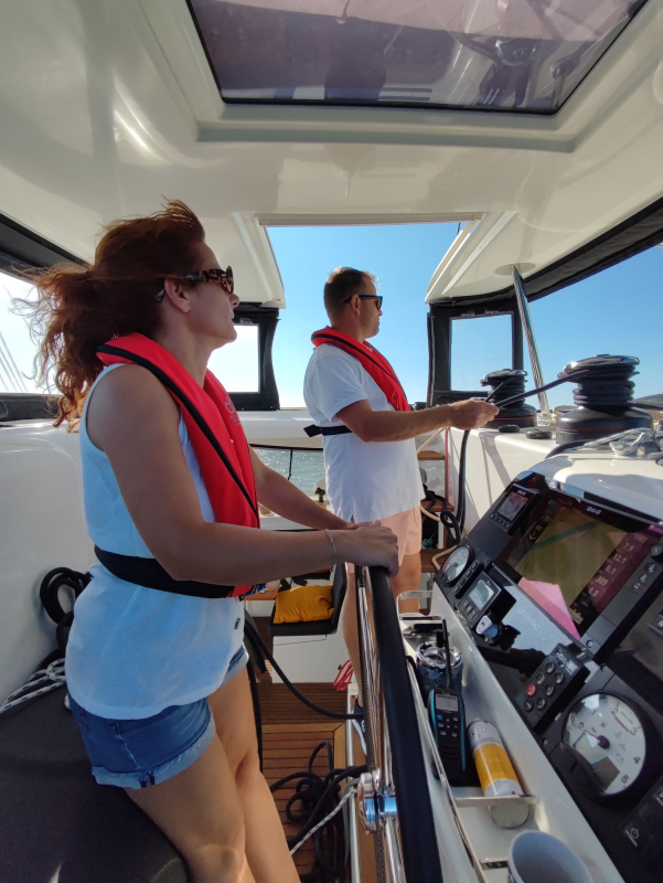 MCS CATAMARANS - © MOURET ROBIN MCS CATAMARANS