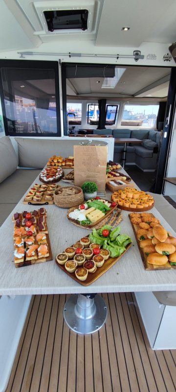 MCS CATAMARANS - © MOURET ROBIN MCS CATAMARANS