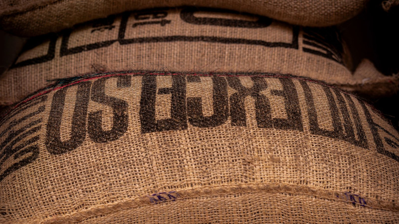 etienne-coffee-shop-7-351764