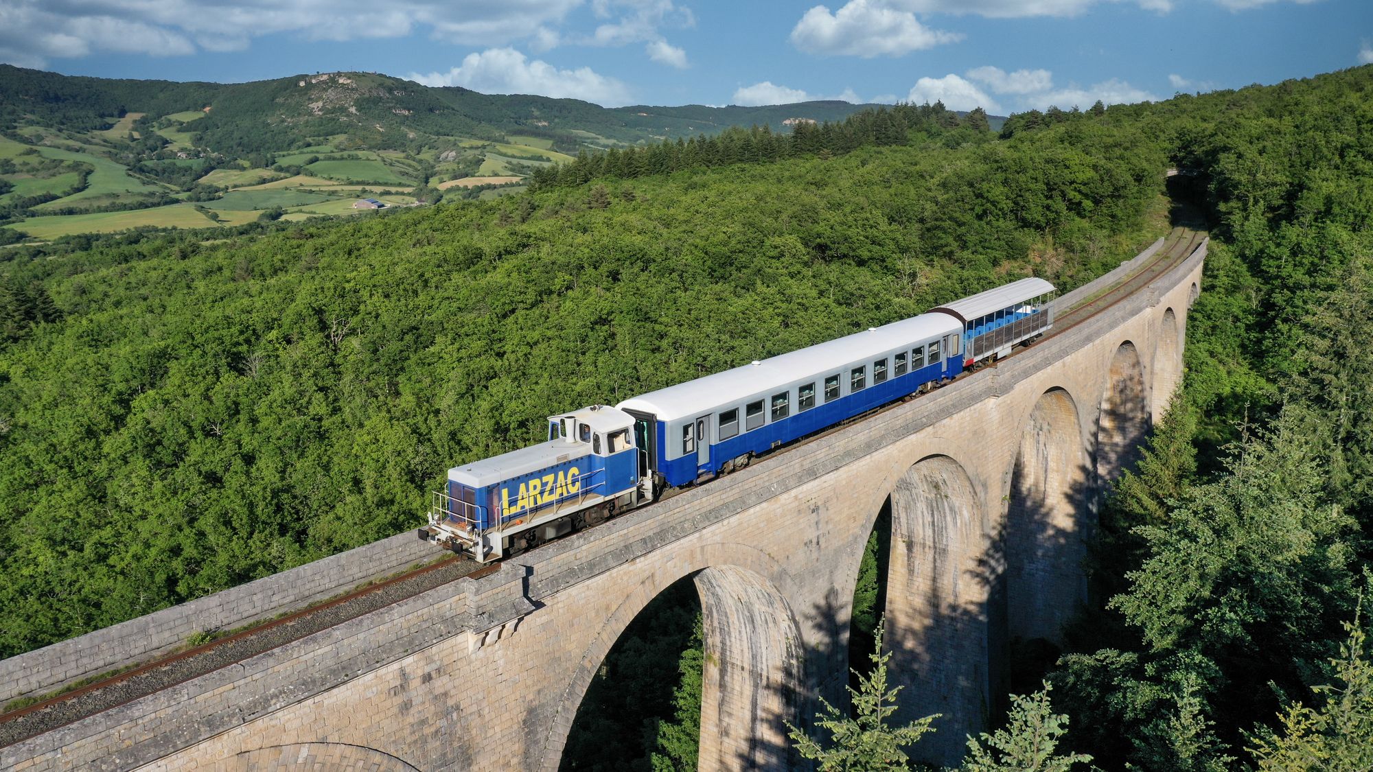 v-lorail-et-train-touristique-du-larzac-4-72035