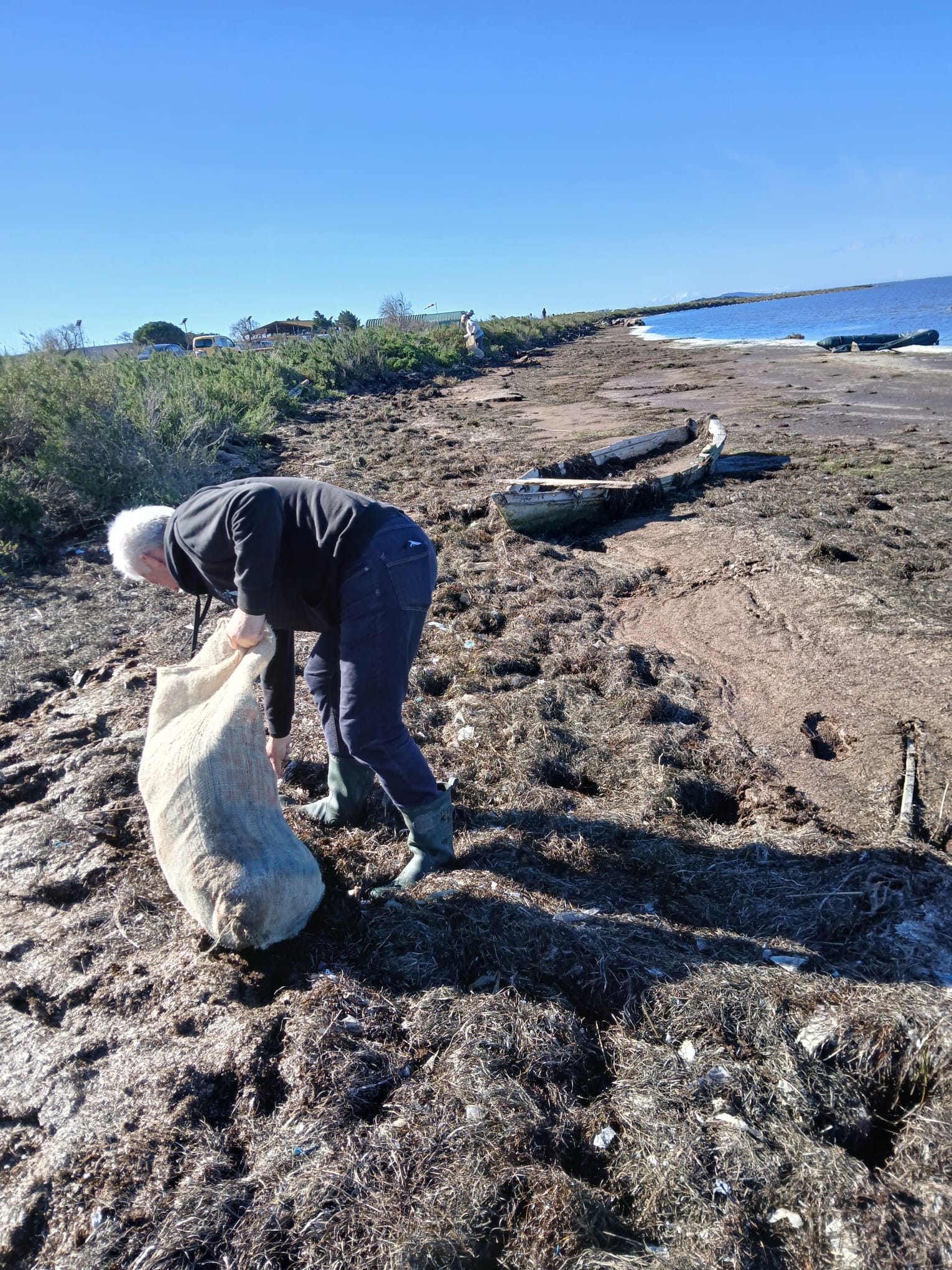 BALADE - RAMASSAGE SUR LES BERGES DE L'ÉTANG DE THAU