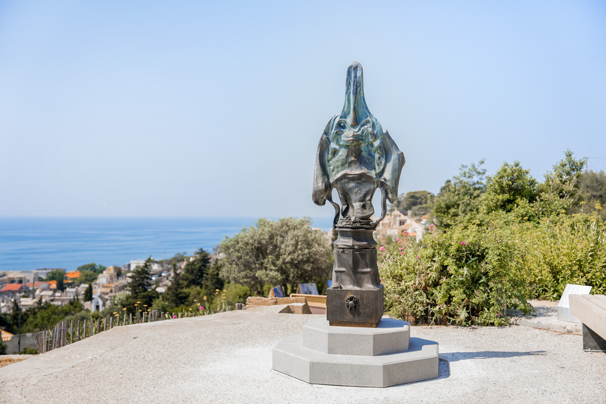 bam-octo-johan-creten-octo-2025-sete-adagp-photo-office-de-tourisme-archipel-de-thau-34980-1200px-18237057 bam-octo-johan-creten-octo-2025-sete-adagp-photo-office-de-tourisme-archipel-de-thau-34980-1200px-18237057