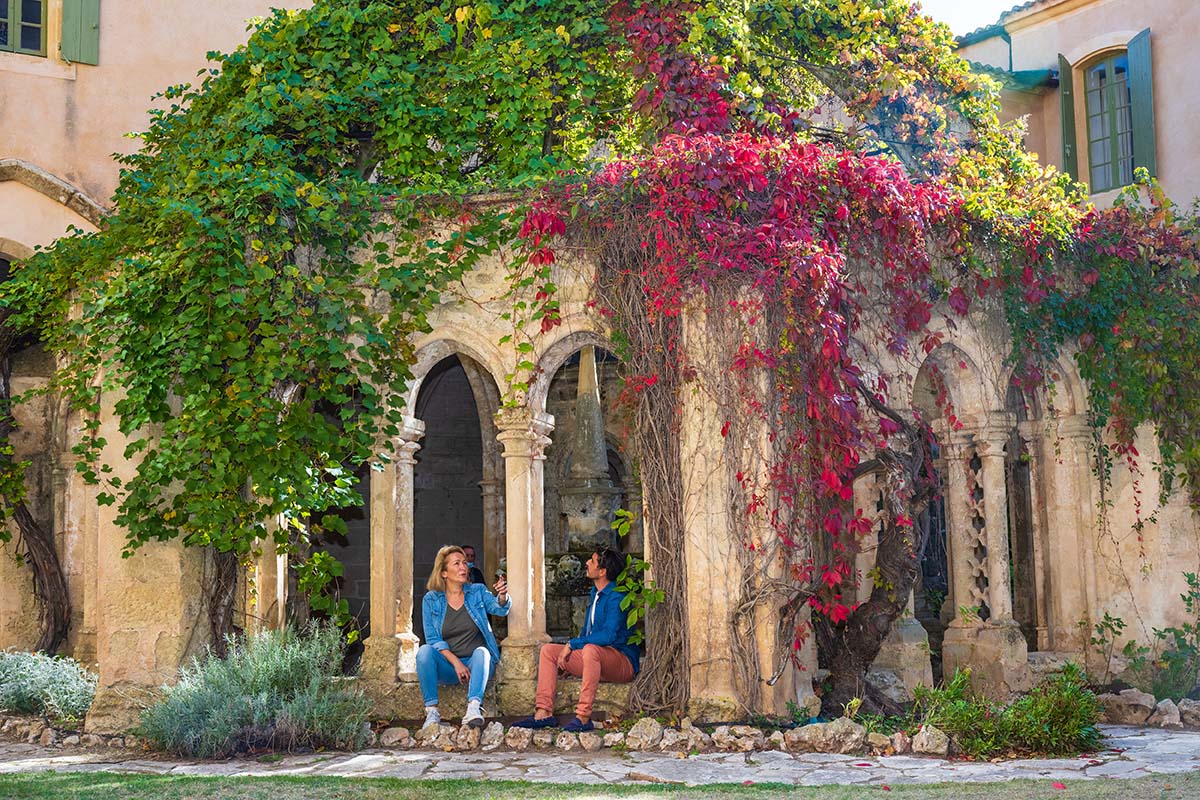 Dans le jardin de l'abbaye de Valmagne - © Régis Domergue