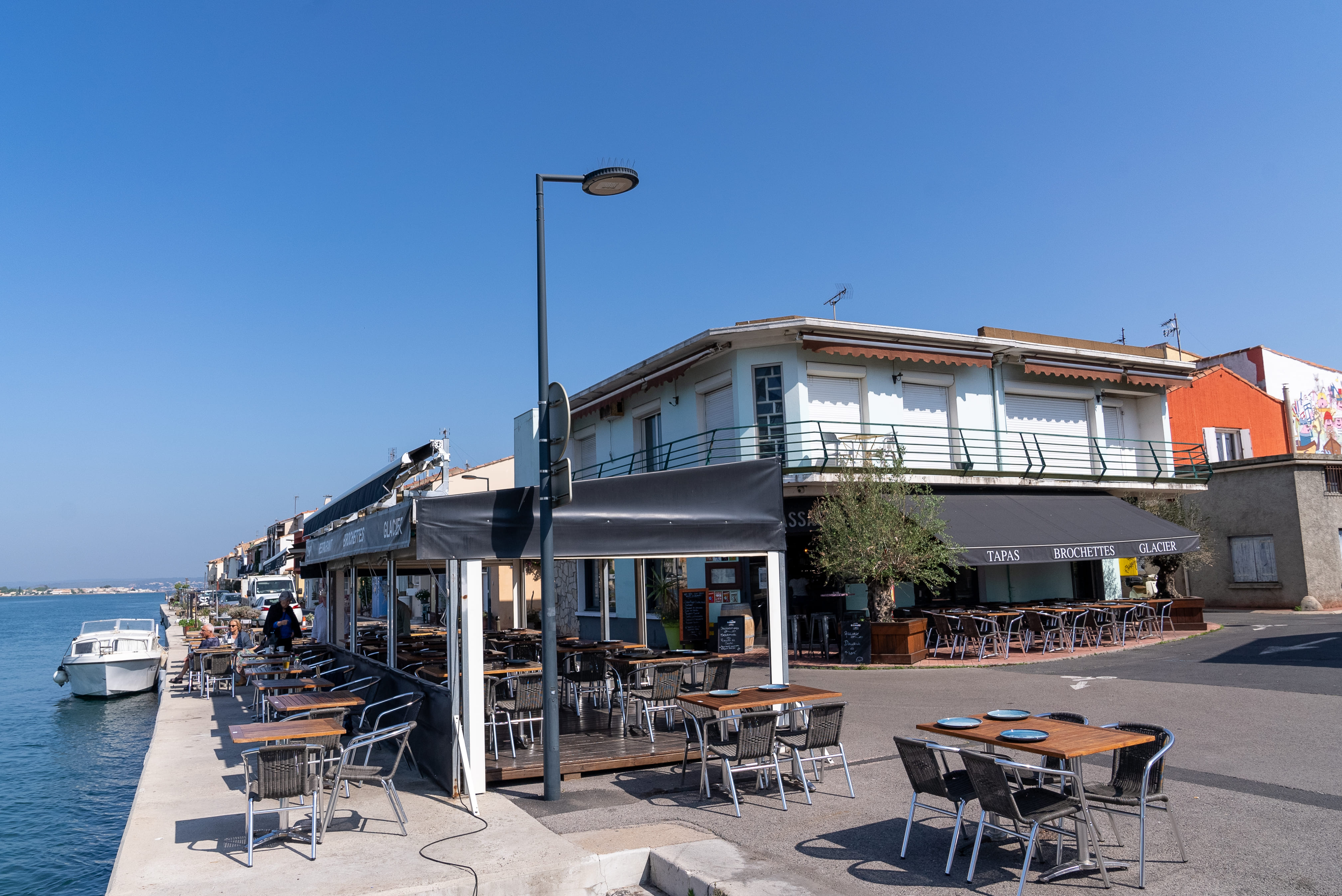 Le Passage : Le restaurant typique de La Pointe Courte - © Le Passage