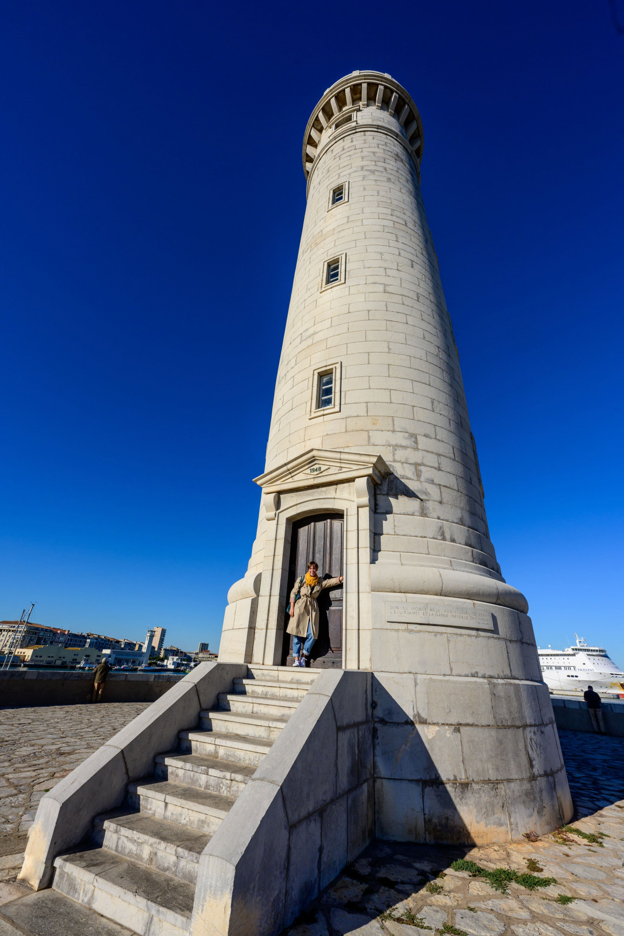 À l'assaut du phare Saint Louis