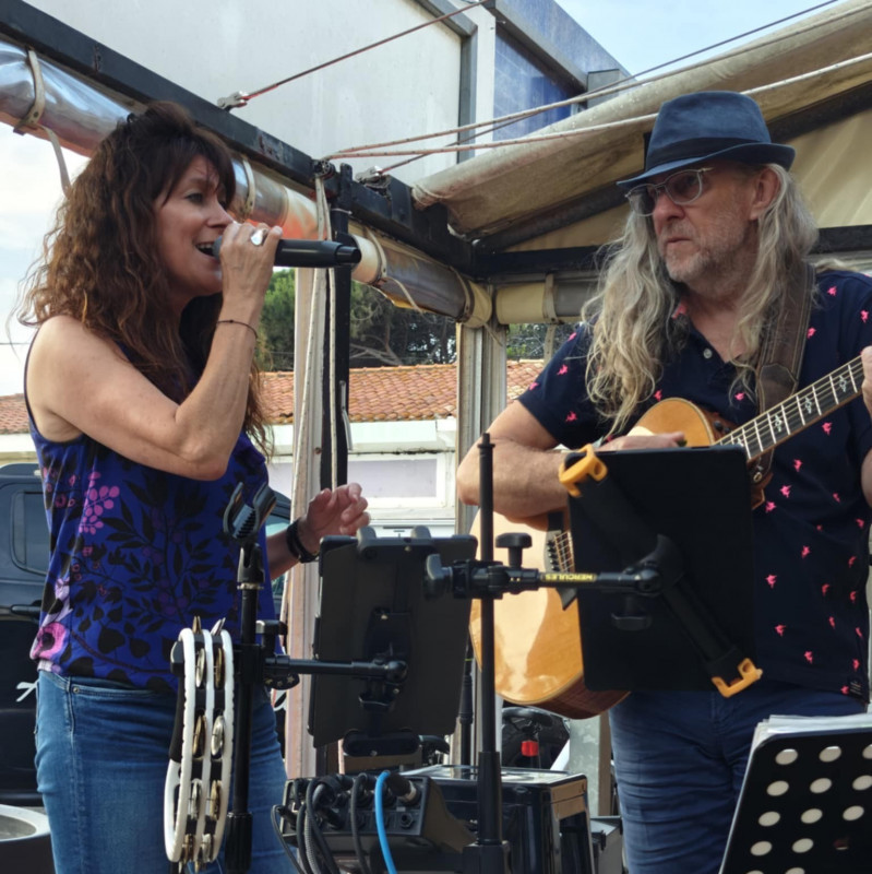 Heidi Little Wings concert acoustique.jpg