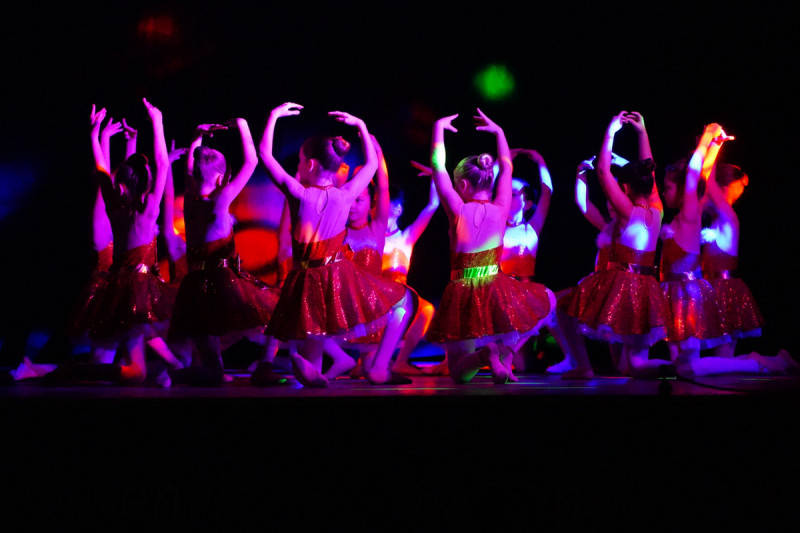 SPECTACLE DE DANSE.jpg