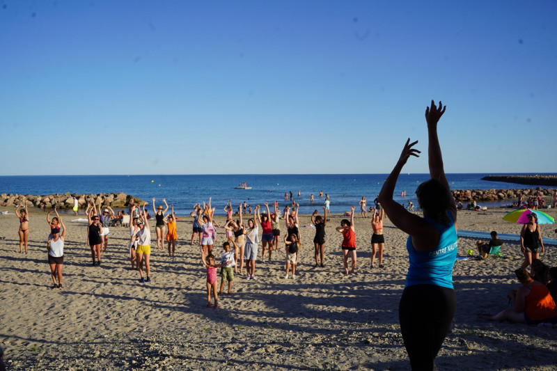 240723_ZUMBA_GEANTE_POSTE_SECOURS_LE_GRAU_ROUSTAN_268-2048x1365.jpg