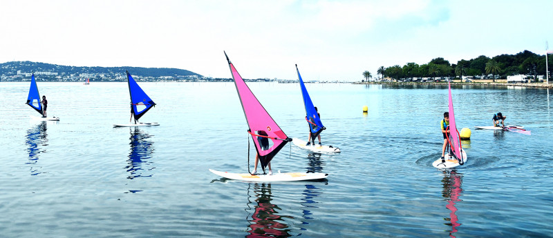 planche voile jeunes pano copie.jpg