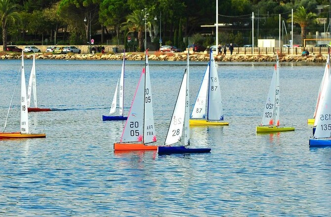 voile radiocommandee 2.jpg