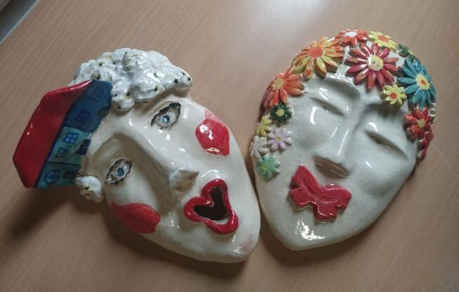 SALON D'ARTS PLASTIQUES : DES MASQUES ET NOUS