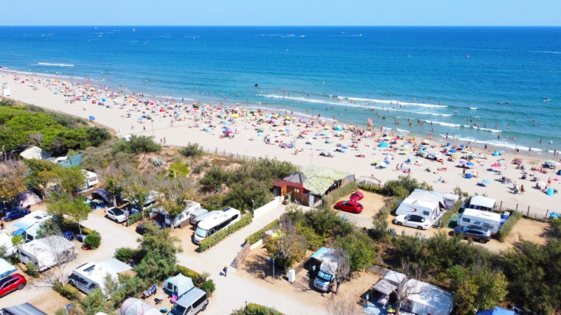 Camping La Créole : Des vacances au calme, à deux pas de la plage