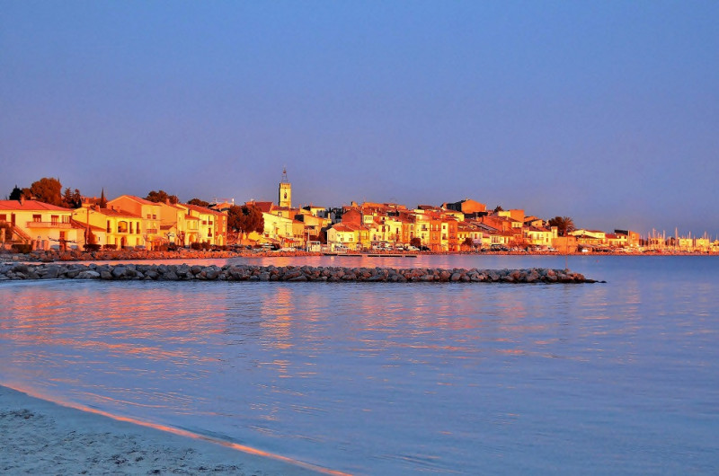 CHALLENGE DE THAU (VOILE RADIO TÉLÉCOMMANDÉE) - © ville de Bouzigues CHALLENGE DE THAU (VOILE RADIO TÉLÉCOMMANDÉE)