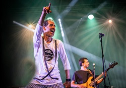 CONCERT : BEKAR