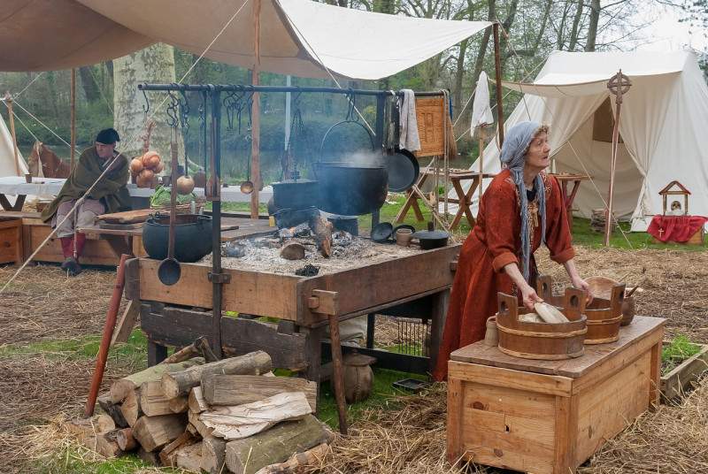 festival-3305615-1280-17036466