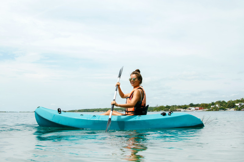 LOCATION KAYAK SIMPLE - © CENTRE NAUTIQUE MANUREVA LOCATION KAYAK SIMPLE