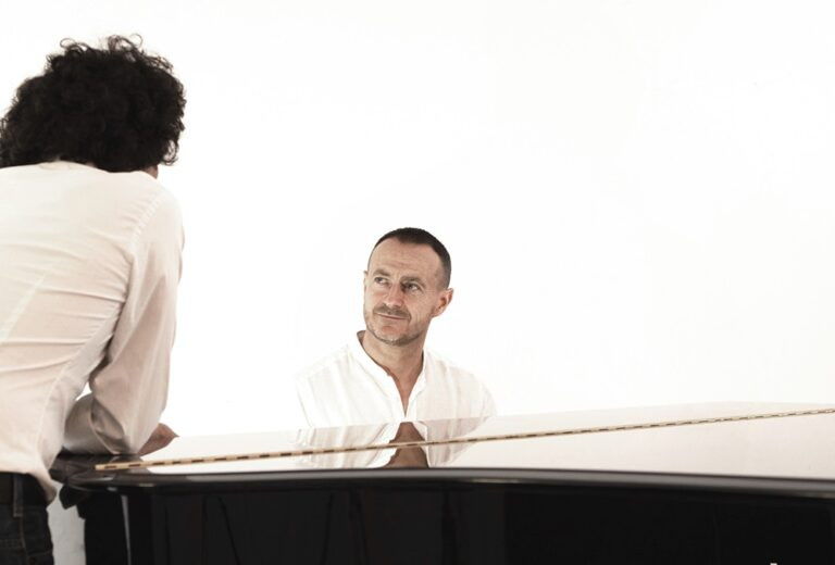 pochette-rtch-copyr-a-moussy-768x520-18674800