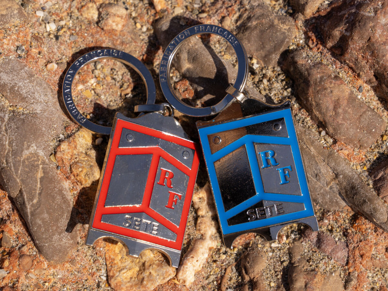 porte-cle-pavois-joutes-g-deloye-ot-thau-27370-1200px-18229808