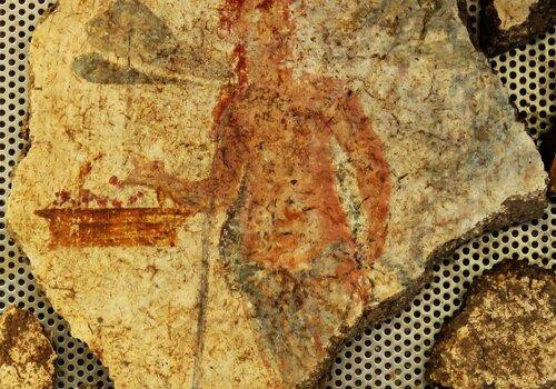 repr-sentation-de-la-d-esse-romaine-psych-sur-un-fragment-de-peinture-murale-17501904