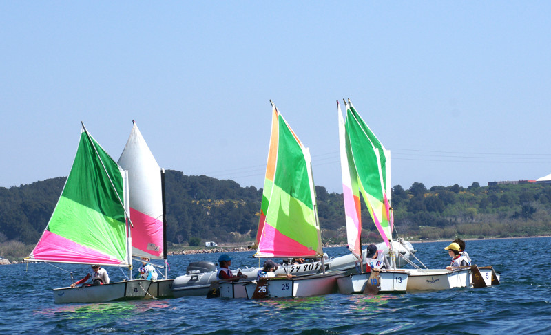 STAGE D'OPTIMIST INITIATION - © CENTRE NAUTIQUE MANUREVA STAGE D'OPTIMIST INITIATION