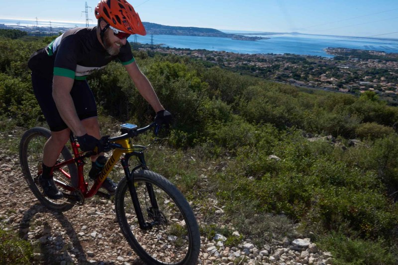 Velo en garrigue