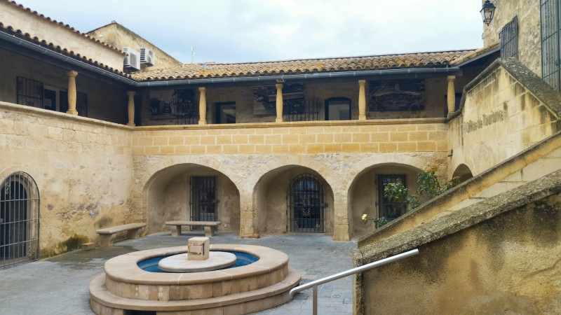 VISITE COMMENTÉE DE BALARUC-LES-BAINS AVEC DIVERS UNI VERS