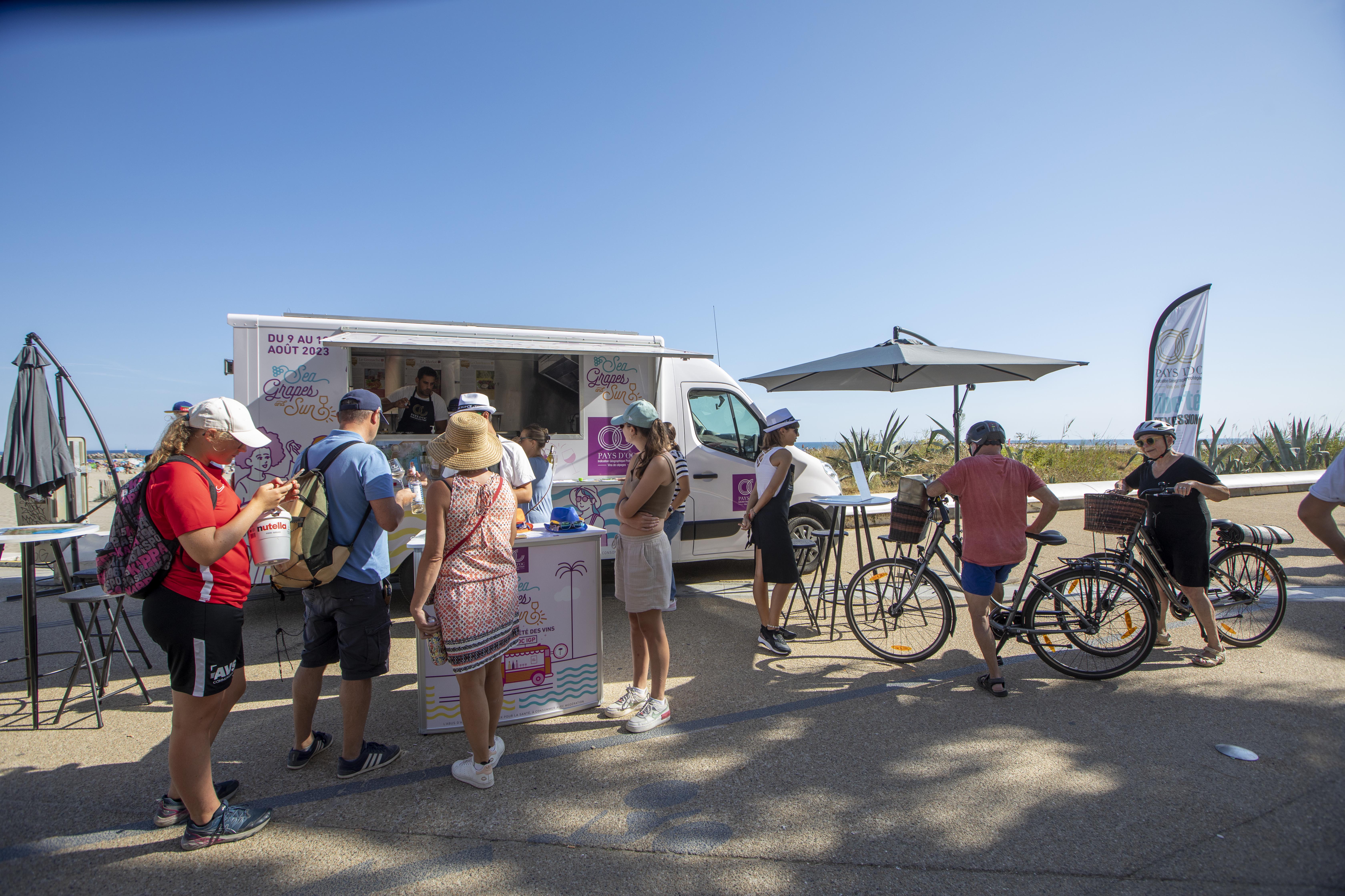 SEA, GRAPES AND SUN : LA TOURNÉE D'ÉTÉ DES VINS PAYS D'OC IGP À MARSEILLAN